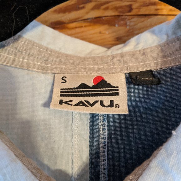 Kavu Jojo Sleeveless Button Up Shirt - Size S - Picture 5 of 5